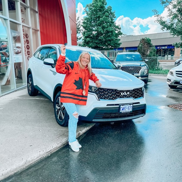 Meet your Posher, Sarah - Picture 3 of 5